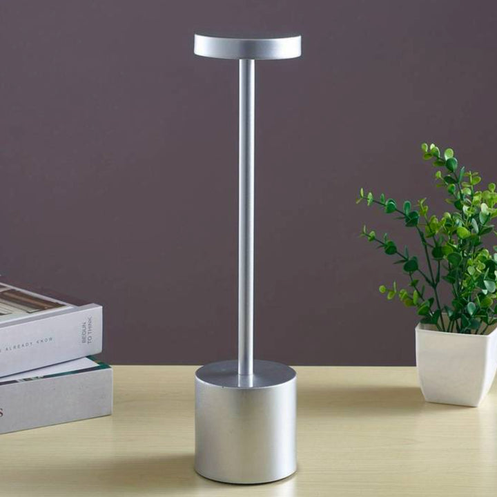 Lampada da tavolo regolabile