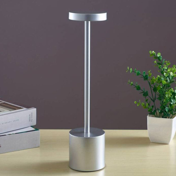 Lampada da tavolo regolabile